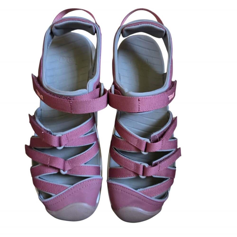 Teva Tirra Sport Closed-Toe Women's Purple Sandals Sz 9